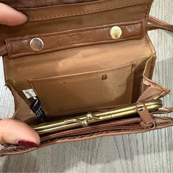 Vtg Stefano Brown Gold Tone Leather Crossbody Handbag 80s 90s Classic Long Strap - Picture 4 of 9